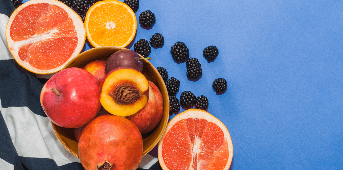 El Papel de la Alimentación en la Salud de la Piel: Qué Comer y Qué Evitar