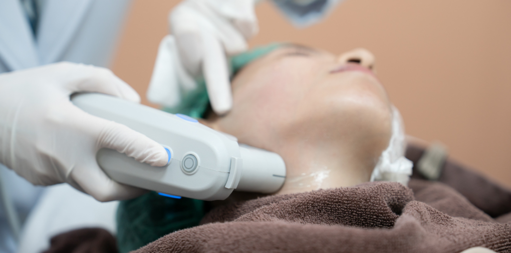 Tratamientos No Invasivos para Reducir las Arrugas y Líneas de Expresión