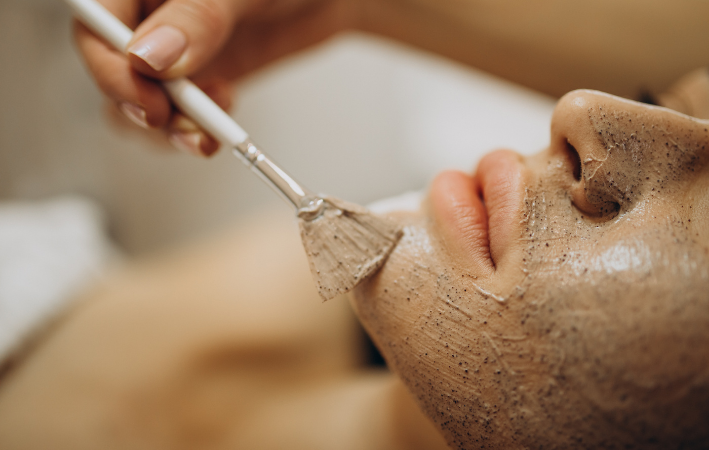 Beneficios del Hollywood Peel en Own Skin